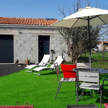 House With 2 Bedrooms In With Enclosed Garden And Wifi